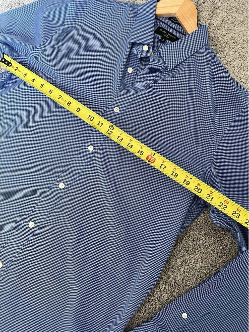 Banana Republic Non Iron Dress Shirt Men’s Large Blue Check Standard Fit Button